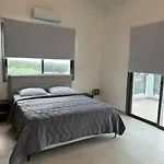 Paradiso Villa