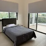 Villa Paradiso *