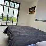 Villa Paradiso *