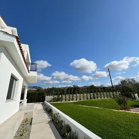 Villa Paradiso Peyia