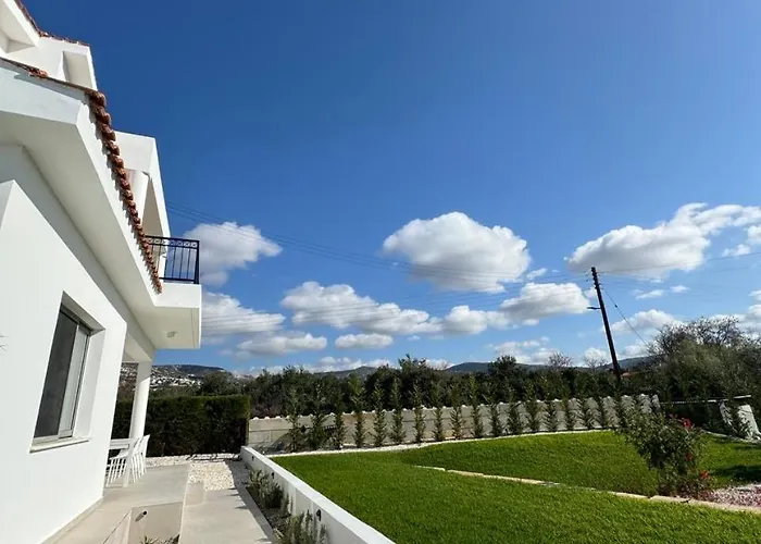 Villa Paradiso Peyia